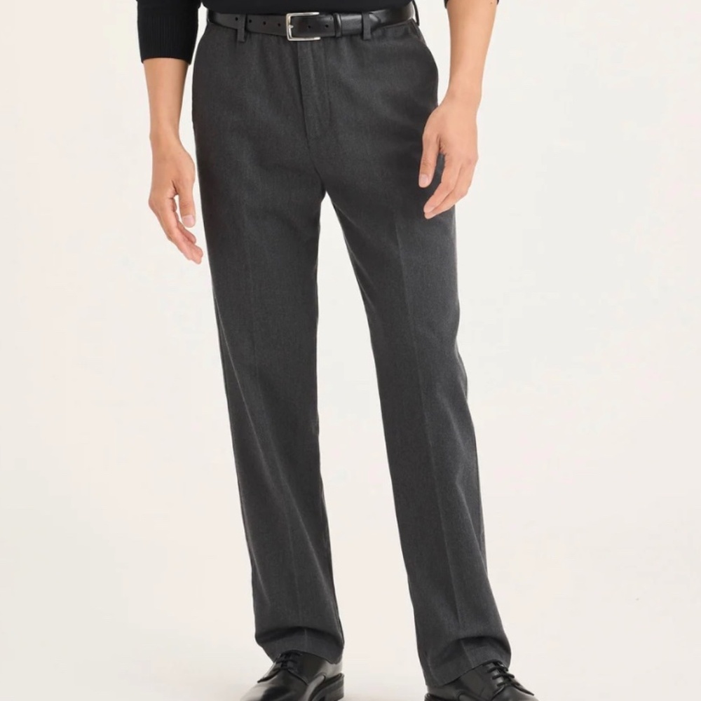 NWT - DOCKERS Signature Khakis - Straight Fit - Grey Twill